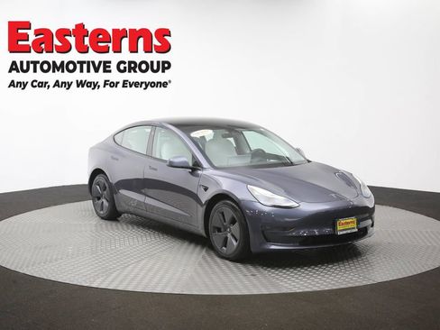 Used 2023 Tesla Model 3 Standard Range RWD image 43