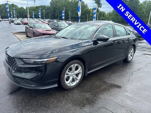 Used 2023 Honda Accord LX image 3