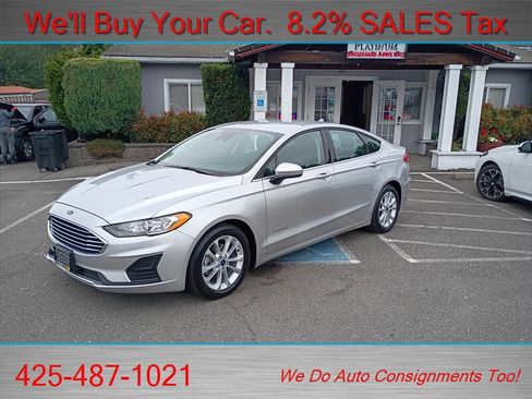 Used 2019 Ford Fusion SE FWD image 1