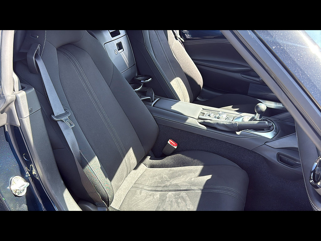 New 2026 MAZDA MX-5 Miata Club w/ Interior Package RWD image 11