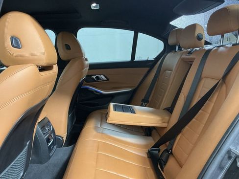 Used 2021 BMW 330i Sedan w/ M Sport Package image 27