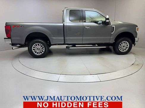 Used 2021 Ford F350 XLT w/ XLT Premium Package image 6