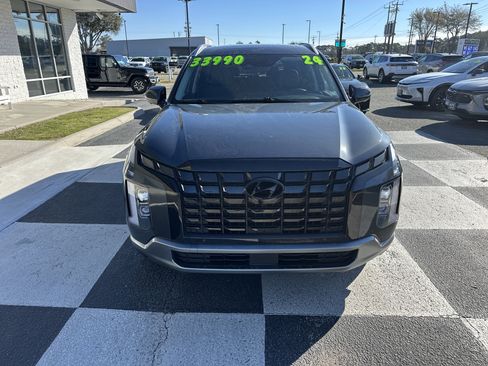 Used 2024 Hyundai Palisade SEL image 2