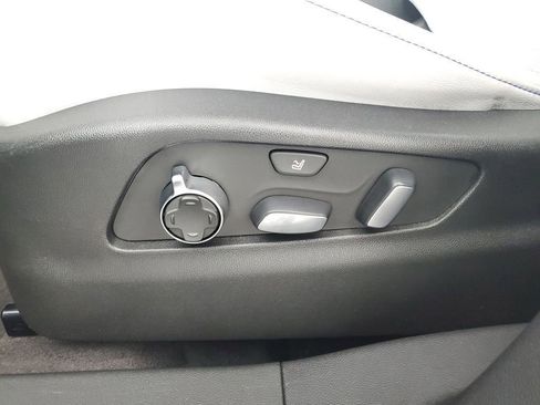 Used 2024 Cadillac XT4 Sport image 28