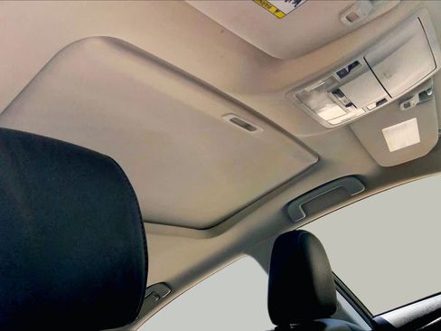 Used 2015 Toyota Avalon XLE Touring FWD image 14