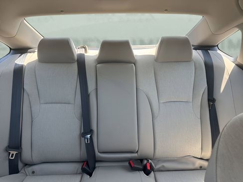 Used 2025 Honda Accord LX image 12