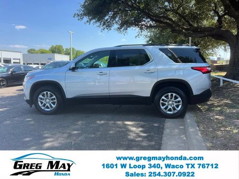 Used 2020 Chevrolet Traverse LT FWD image 4