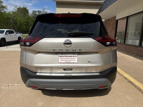 Used 2021 Nissan Rogue SL w/ Premium Package AWD/4WD image 31