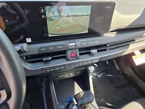 New 2026 Kia K4 LX image 14