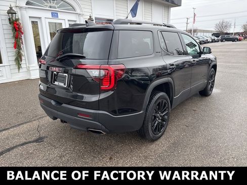 Used 2023 GMC Acadia SLE w/ Driver Convenience Package image 5