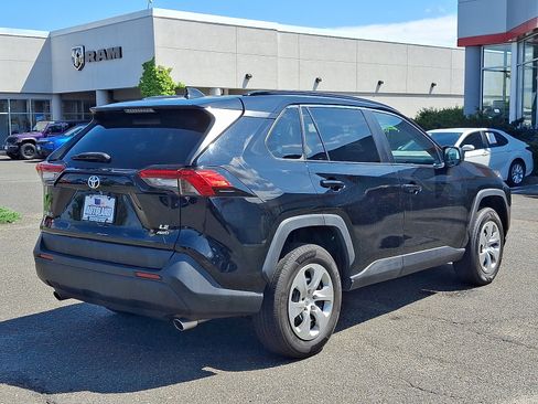 Used 2021 Toyota RAV4 LE w/ Carpet Mat Package (TMS) AWD/4WD image 7