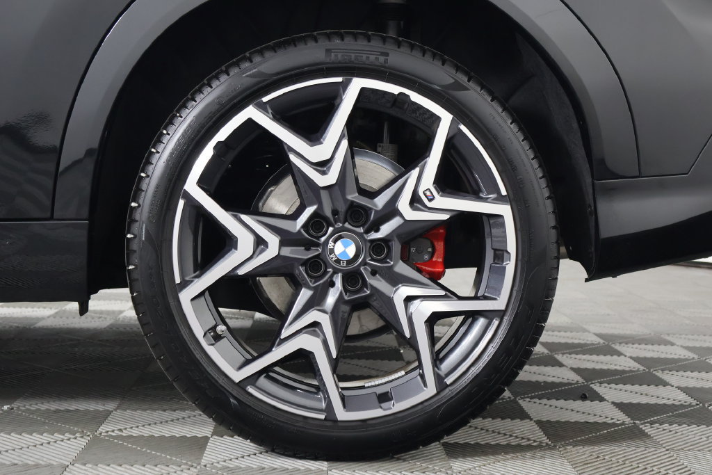Used 2025 BMW X2 xDrive28i w/ Technology Package AWD/4WD image 16
