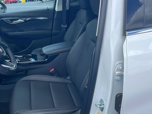 Used 2025 Buick Envision Preferred AWD/4WD image 19