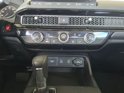 Used 2025 Honda Civic LX image 19