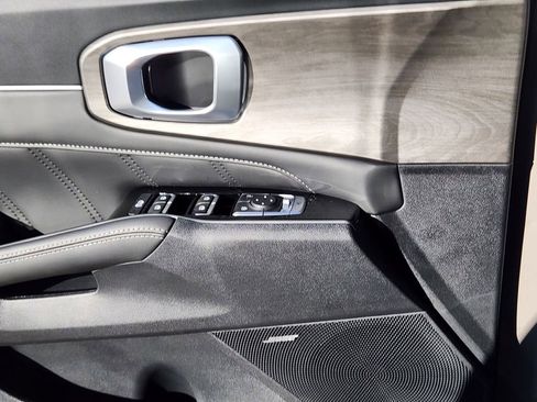 New 2026 Kia Sorento SX image 6