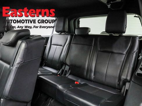 Used 2021 Ford Expedition Max XLT image 27