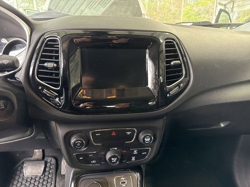 Used 2019 Jeep Compass Altitude image 7