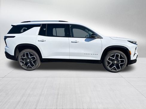 New 2026 Chevrolet Traverse High Country image 2