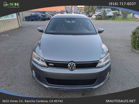 Used 2014 Volkswagen Jetta GLI FWD image 5