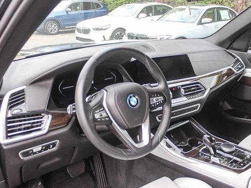 Used 2023 BMW X5 xDrive45e w/ Parking Assistance Package AWD/4WD image 16