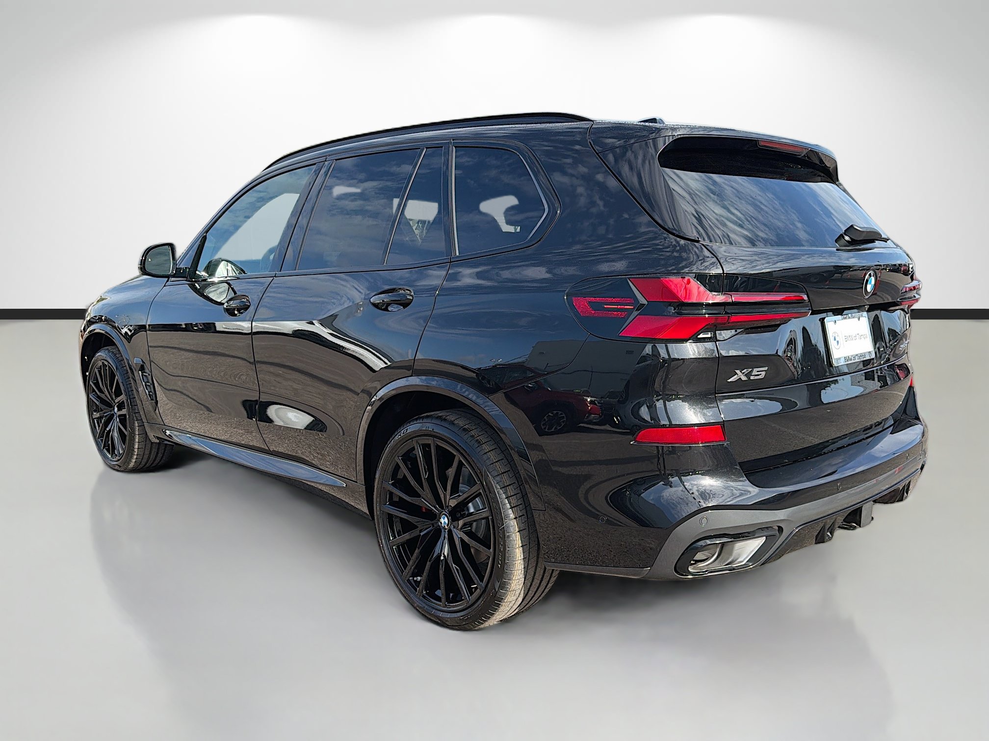 New 2026 BMW X5 sDrive40i w/ M Sport Package RWD image 5