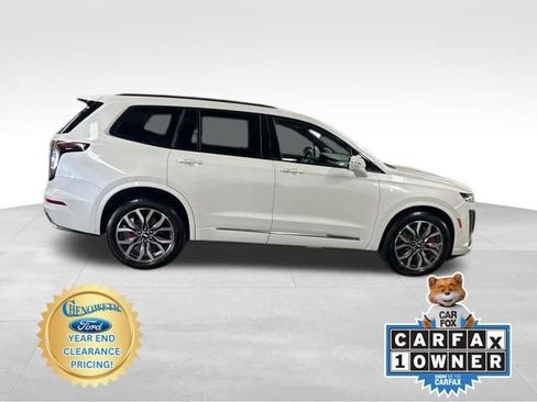 Used 2023 Cadillac XT6 Sport w/ Technology Package image 6