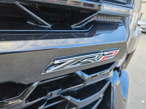Used 2023 Chevrolet Silverado 1500 ZR2 w/ Technology Package image 3