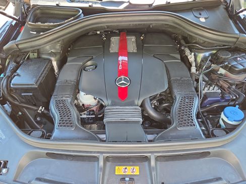 Used 2019 Mercedes-Benz GLE 43 AMG 4MATIC image 35