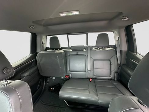 Used 2024 GMC Sierra 1500 SLT AWD/4WD image 20