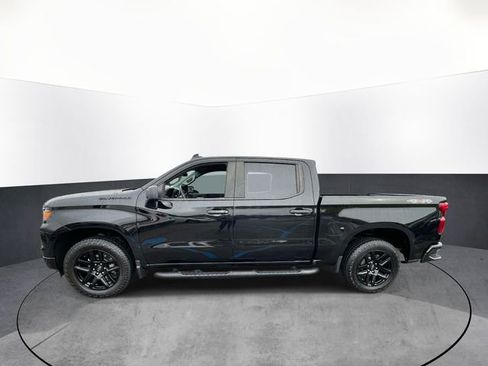 Used 2024 Chevrolet Silverado 1500 Custom w/ Turbomax Blackout Package AWD/4WD image 4