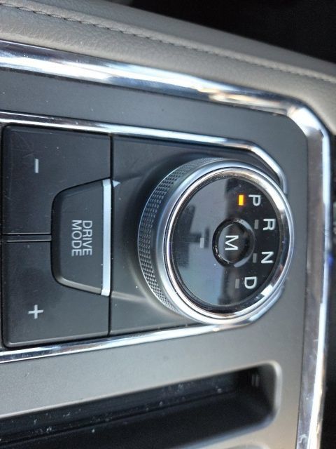 Used 2019 Ford Expedition XLT w/ Equipment Group 202A RWD image 29