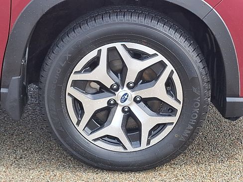 Used 2022 Subaru Forester Premium AWD/4WD image 8