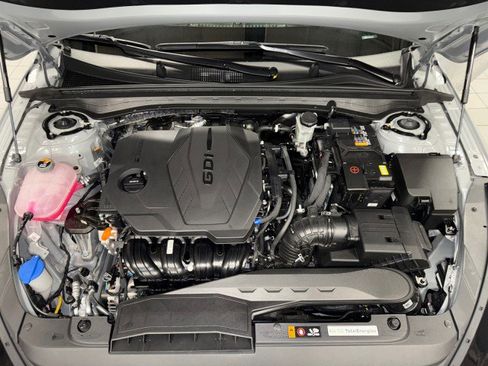 Used 2025 Kia K5 GT-Line w/ GT-Line Premium Package image 32