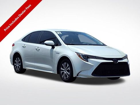 Used 2021 Toyota Corolla LE FWD image 1