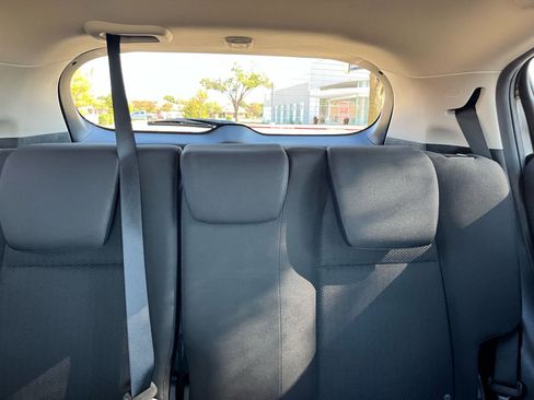 Used 2017 Honda HR-V EX image 32