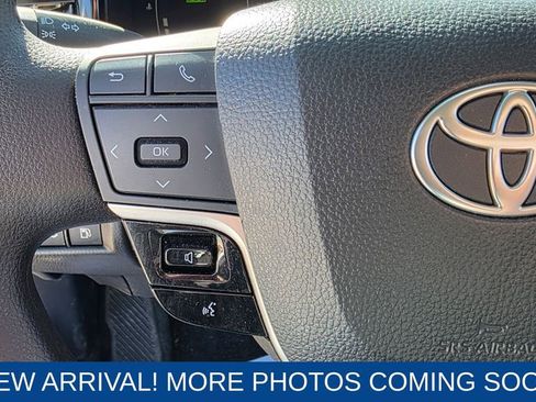 Used 2025 Toyota Camry LE image 16