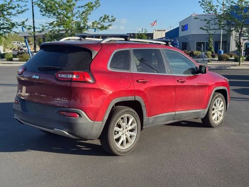 Used 2017 Jeep Cherokee Limited FWD image 7