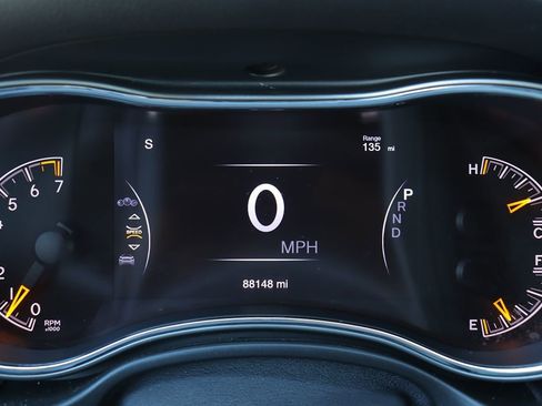 Used 2019 Jeep Grand Cherokee Limited image 20