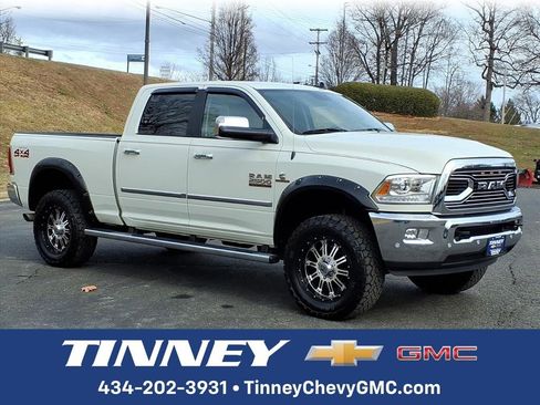 Used 2018 RAM 2500 Laramie image 1