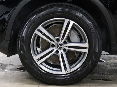 Used 2020 Mercedes-Benz GLC 300 image 24