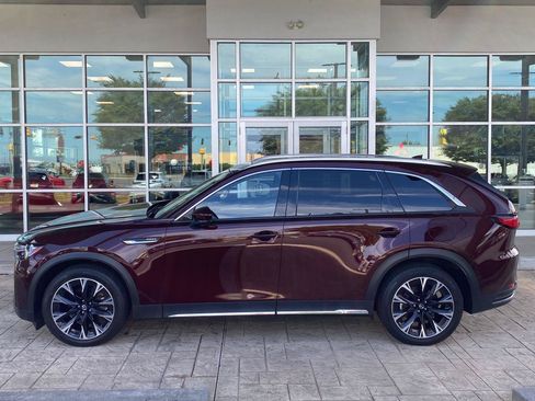 Used 2024 MAZDA CX-90 Plug-In Hybrid w/ Premium Pkg AWD/4WD image 4