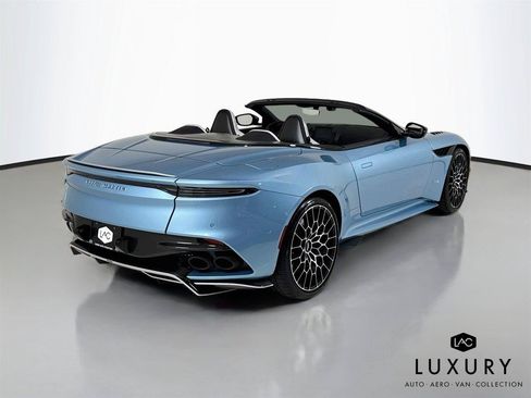Used 2023 Aston Martin DBS Superleggera Volante RWD image 6