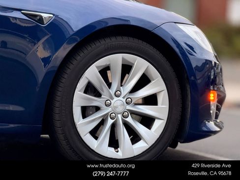 Used 2018 Tesla Model S 75D image 22