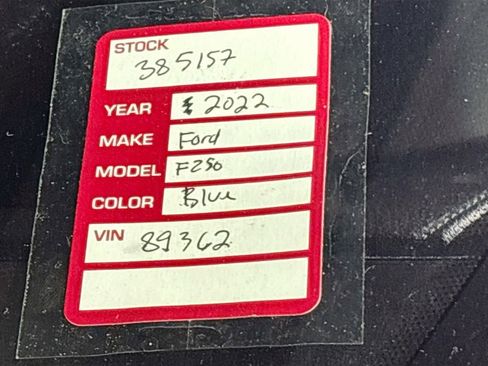 Used 2022 Ford F250 Lariat w/ Tremor Off-Road Package image 25