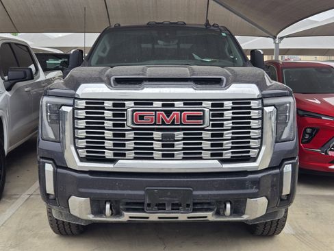 Used 2024 GMC Sierra 2500 Denali w/ Denali Reserve Package AWD/4WD image 2