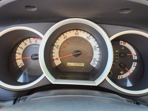 Used 2012 Toyota Tacoma PreRunner image 19