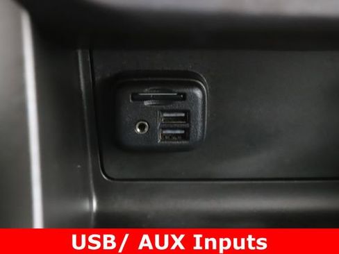 Used 2022 Chevrolet Colorado Z71 w/ Safety Package AWD/4WD image 24