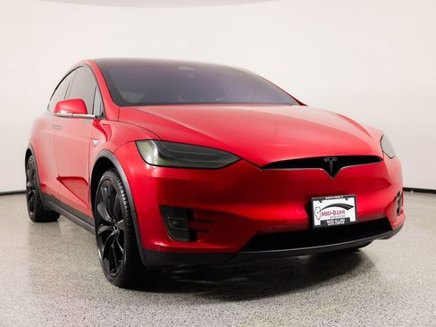 Used 2020 Tesla Model X Long Range image 10