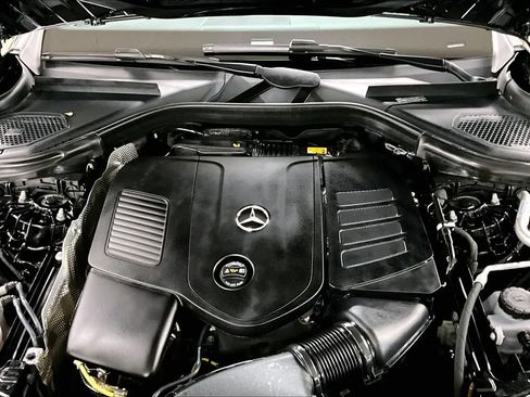 Used 2026 Mercedes-Benz GLC 300 4MATIC image 30