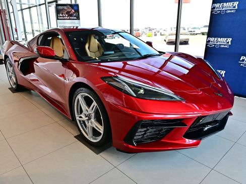 Used 2023 Chevrolet Corvette Stingray Preferred Cpe w/ 2LT image 2